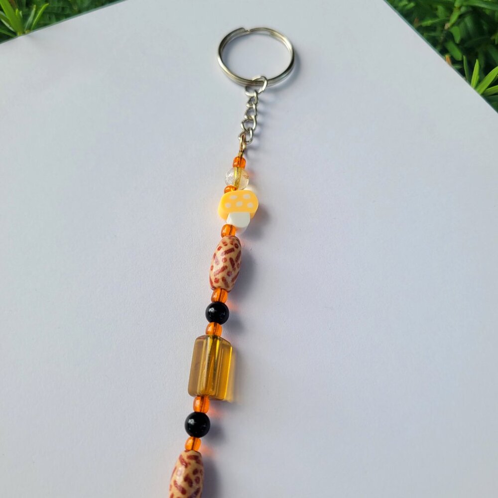 Calico Cat Keychain - Handmade - Picture 4 of 9